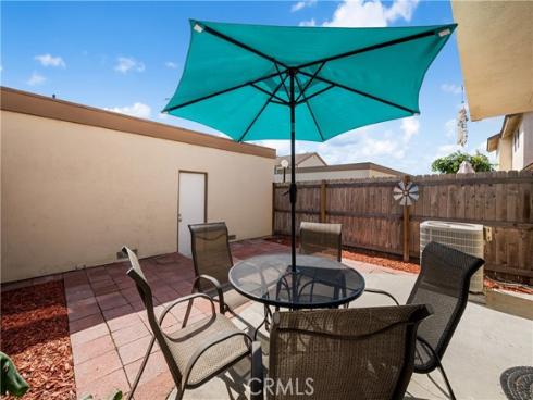 450 Carriage D , Santa Ana, CA