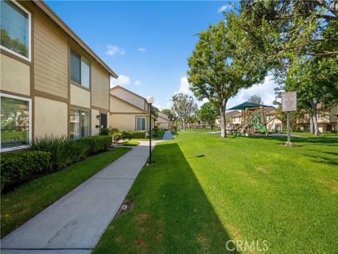 450 Carriage D , Santa Ana, CA