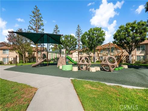 450 Carriage D , Santa Ana, CA