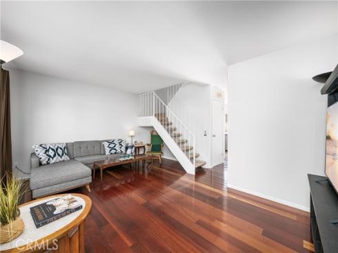 450 Carriage D , Santa Ana, CA
