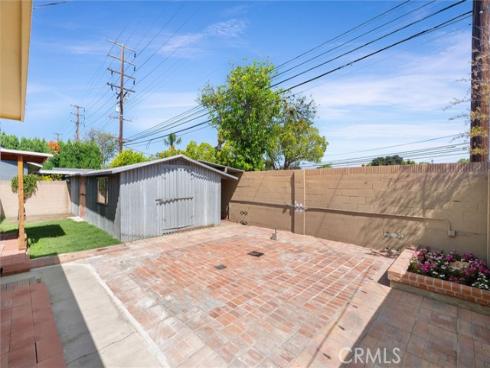 1917 W Flora St , Santa Ana, CA