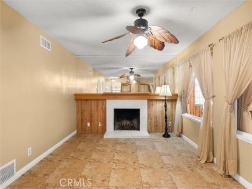 1917 W Flora St , Santa Ana, CA