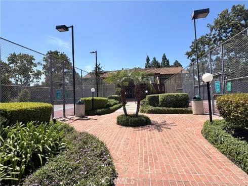 1030 W Macarthur 38 Boulevard, Santa Ana, CA