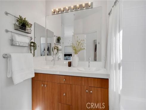247 E Jeanette  , Santa Ana, CA
