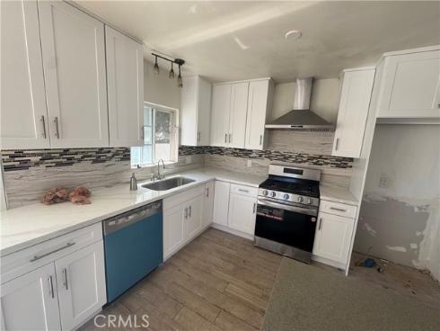 2101 S Sycamore , Santa Ana, CA
