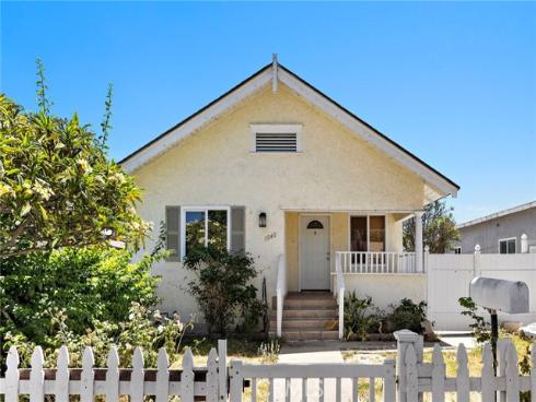 1040  W 3rd  , Santa Ana, CA