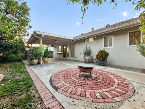 814 E 21st , Santa Ana, CA