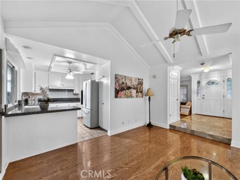 814 E 21st , Santa Ana, CA