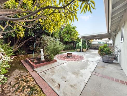 814 E 21st  , Santa Ana, CA