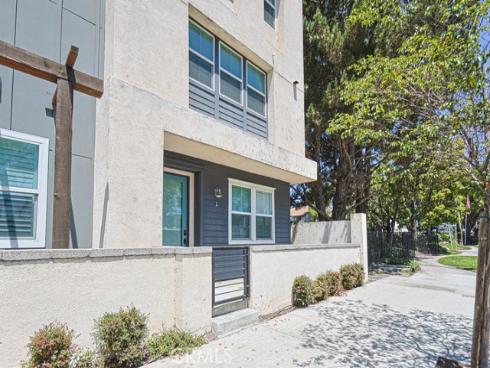 1410 N. Harbor 1