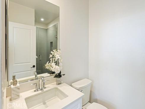 1410 N Harbor 1 , Santa Ana, CA