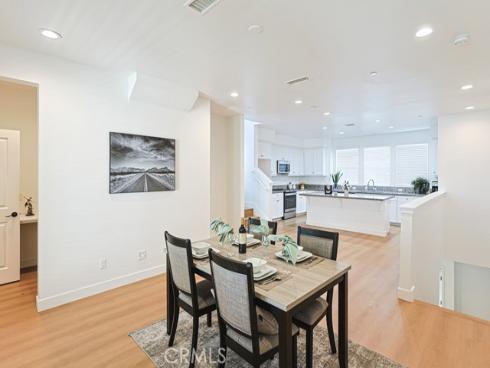 1410 N Harbor 1 , Santa Ana, CA