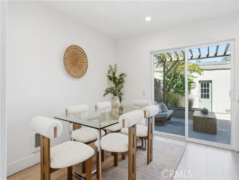 531 W Alton B , Santa Ana, CA