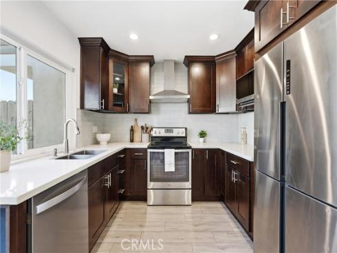 531 W Alton B , Santa Ana, CA