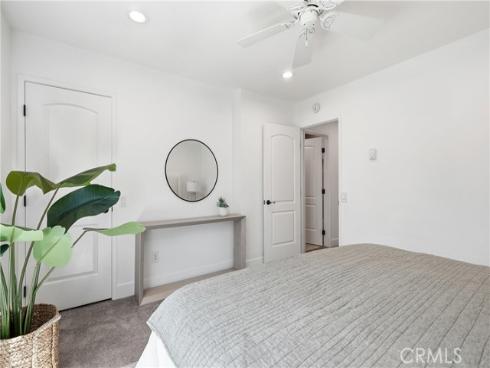 531 W Alton B , Santa Ana, CA
