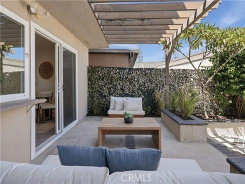 531 W Alton B , Santa Ana, CA