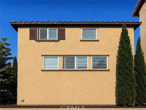 120 S Pacific Ave 34 , Santa Ana, CA