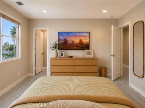 120 S Pacific Ave 34 , Santa Ana, CA