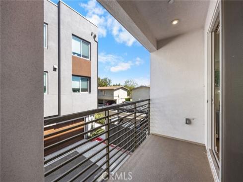 669 S Lyon Street, Santa Ana, CA