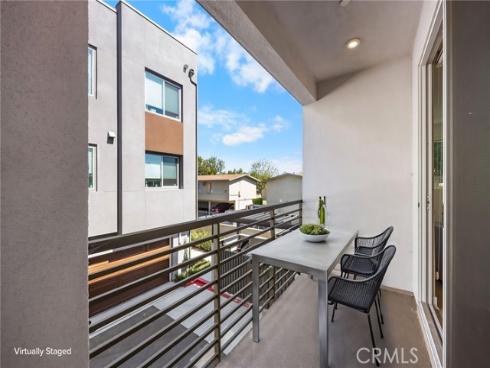 669 S Lyon Street, Santa Ana, CA