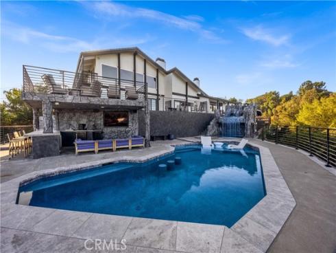 1711  Sirrine  , Santa Ana, CA