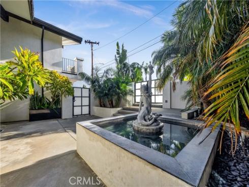 1711  Sirrine  , Santa Ana, CA