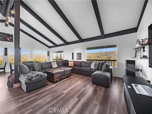 1711  Sirrine  , Santa Ana, CA