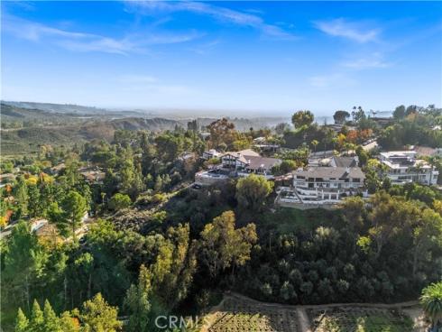 1711  Sirrine  , Santa Ana, CA