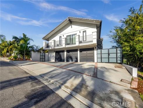 1711  Sirrine  , Santa Ana, CA
