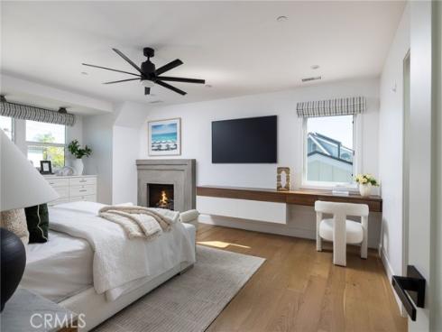 1230 Crystal Cove Way, Seal Beach, CA