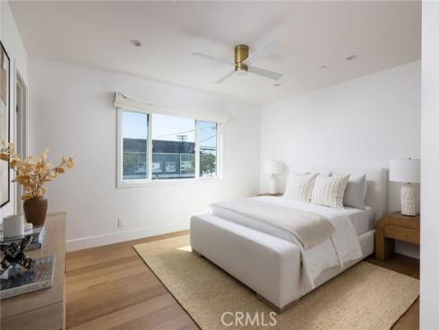 1230 Crystal Cove Way, Seal Beach, CA