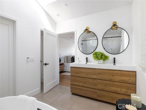 1230 Crystal Cove Way, Seal Beach, CA