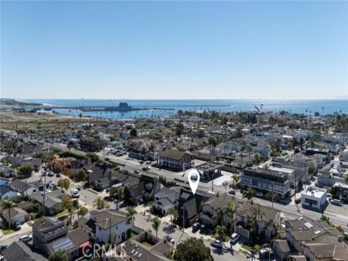1230 Crystal Cove Way, Seal Beach, CA