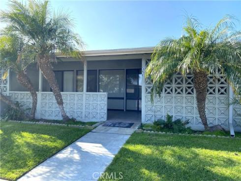 13265 Del Monte Dr., M12-35e , Seal Beach, CA