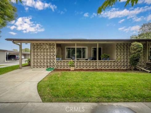 13361  El Dorado  201F  Drive, Seal Beach, CA