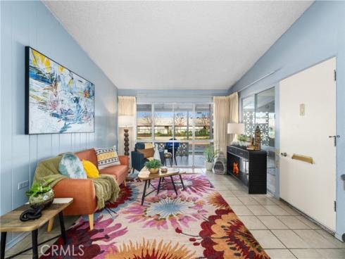 1502 Golden Rain 46J RoadM-2, Seal Beach, CA