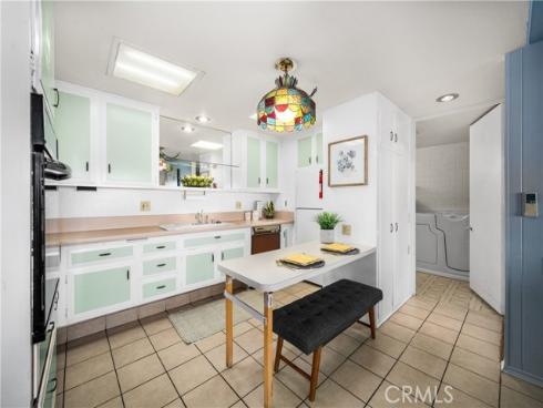 1502 Golden Rain 46J RoadM-2, Seal Beach, CA