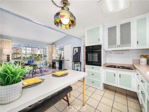 1502 Golden Rain 46J RoadM-2, Seal Beach, CA
