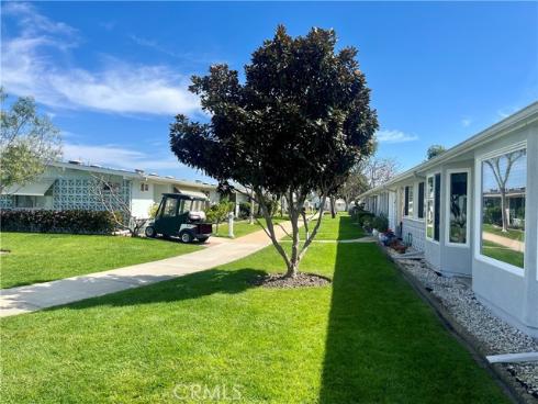 13824 Fresh Meadow Ln., M3-13g , Seal Beach, CA