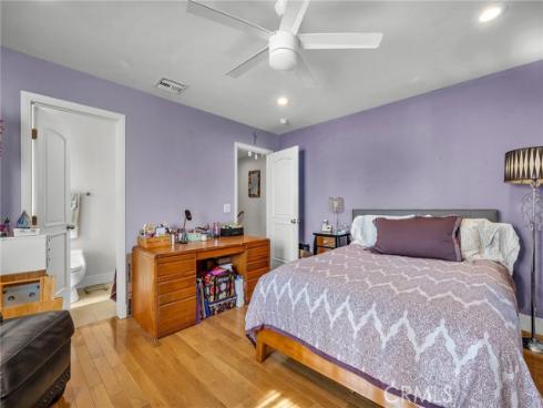 236 8th St , Seal Beach, CA