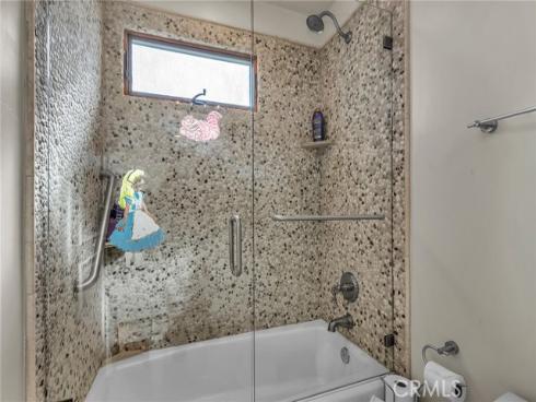 236 8th St , Seal Beach, CA