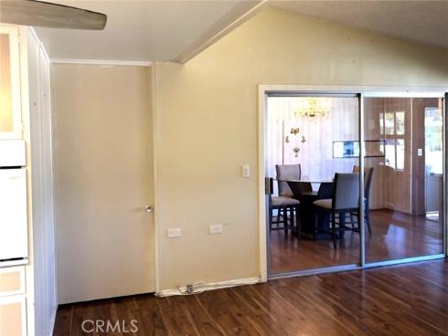 1075 Brookline M9-220E Road, Seal Beach, CA
