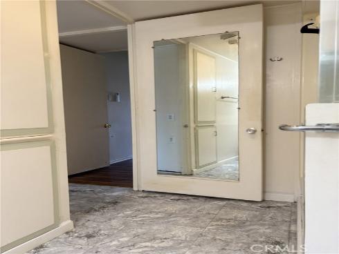 1075 Brookline M9-220E Road, Seal Beach, CA