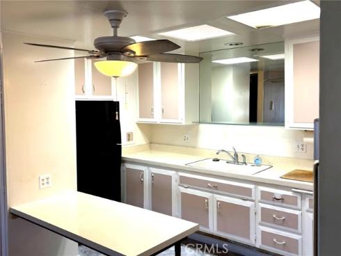 1075 Brookline M9-220E Road, Seal Beach, CA