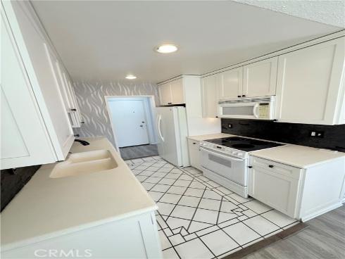 12200 Montecito D221 Road, Seal Beach, CA