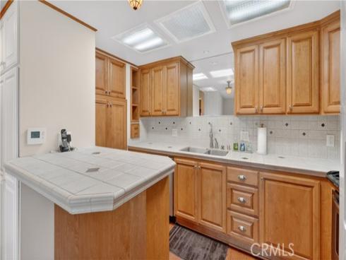 1462 Merion 30G Way, Seal Beach, CA