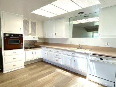 13101 Oak Hills Dr., M9-234j , Seal Beach, CA