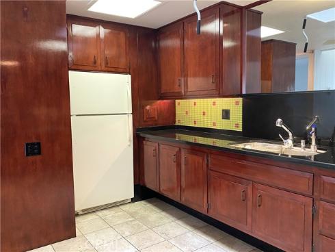 1361 Weeburn Rd., M4-73i , Seal Beach, CA