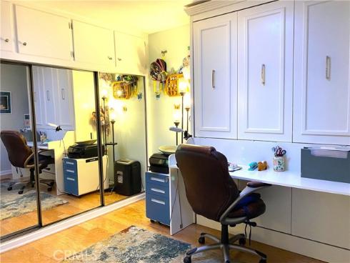1851 Mckinney Way, M15-25b , Seal Beach, CA