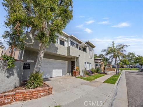 1521 Marine , Seal Beach, CA